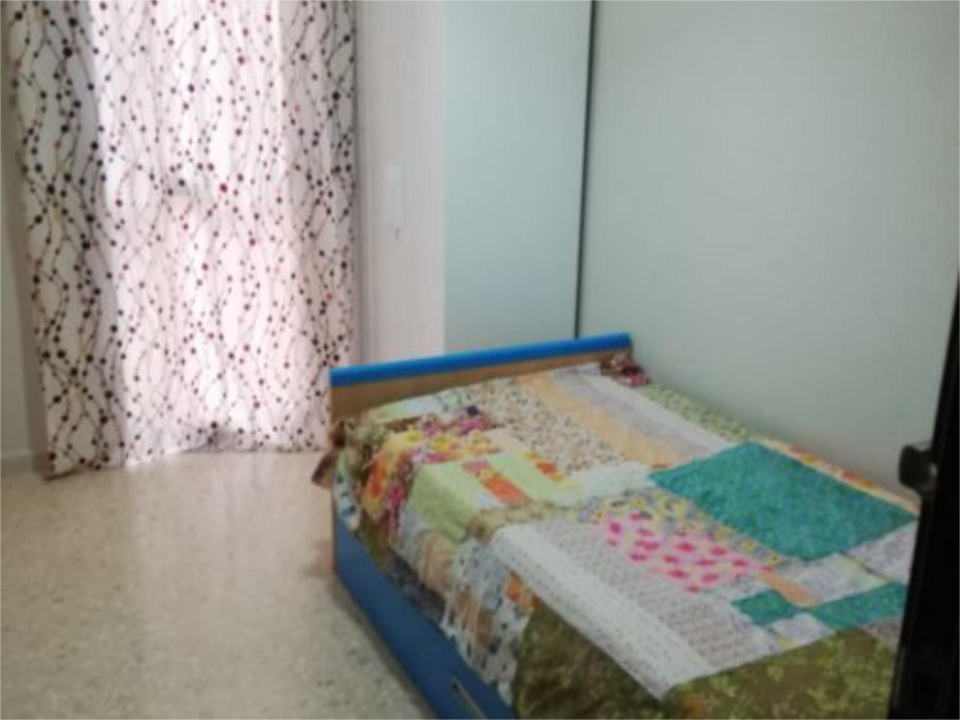 Piso en  Calle Isla de Tabarca 10 - Foto 5