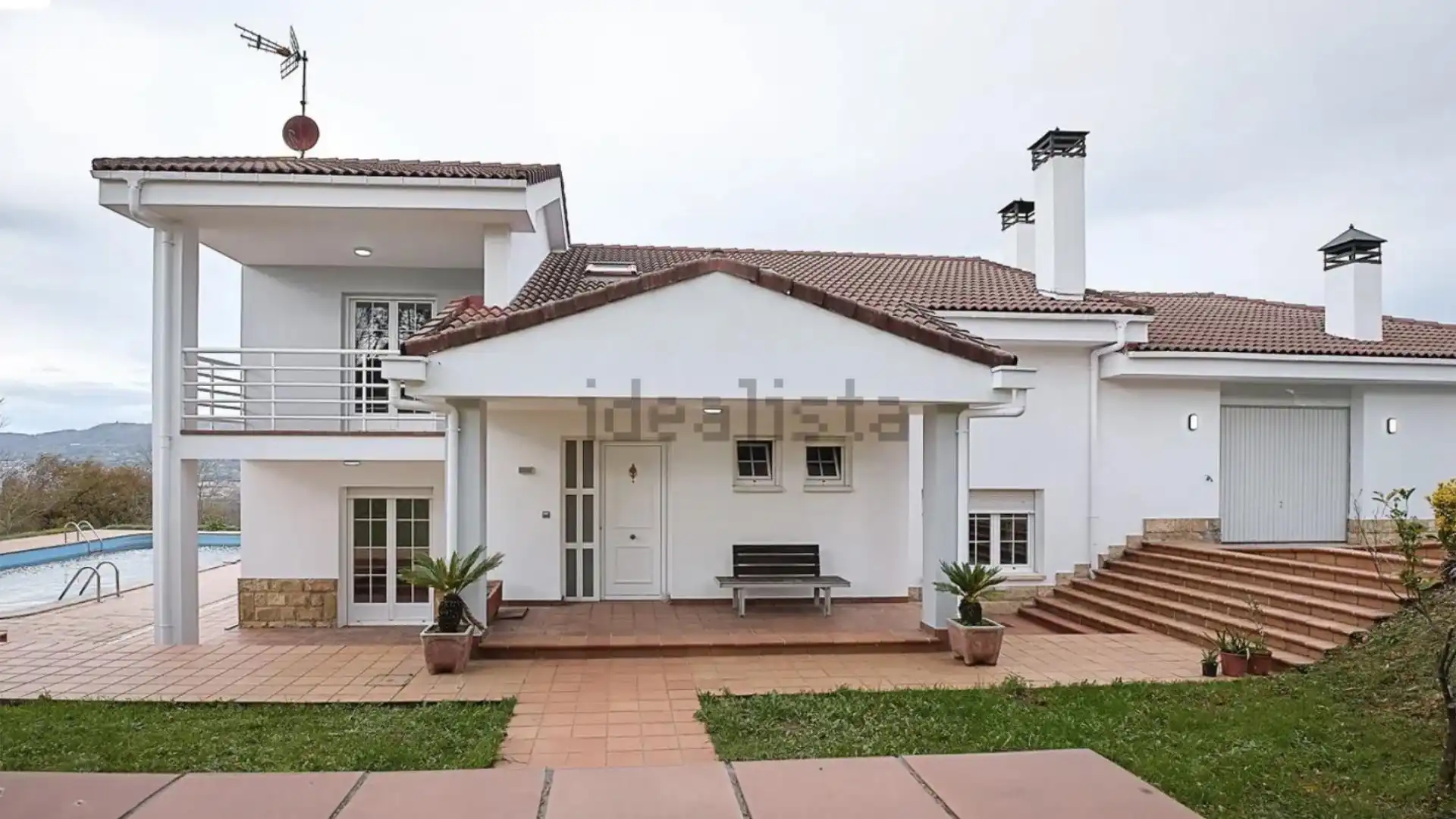 Chalet en Oviedo - Foto 1