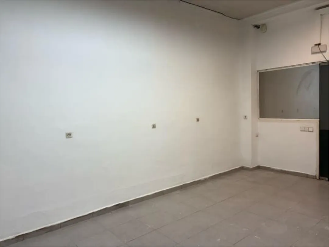 Local comercial en Centro - Foto 7