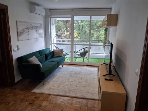 Piso en avenida del Doctor Federico Rubio y Galí, 67