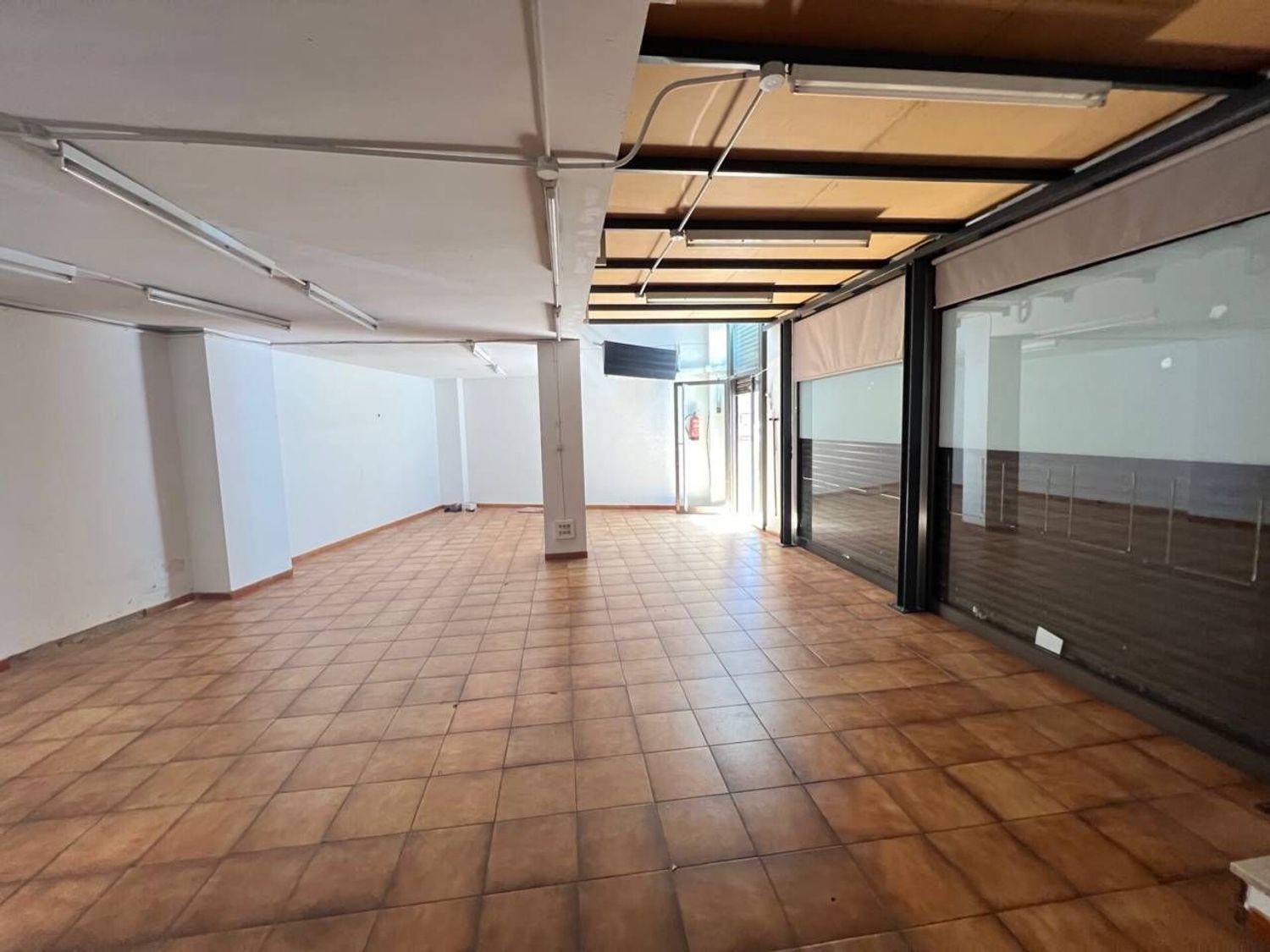 Local en Calle del Marquès de Comillas, 31, El Centre - Foto 3