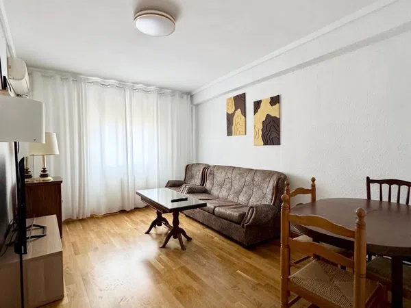 Piso en calle de José Palafox, 27 - Foto 1