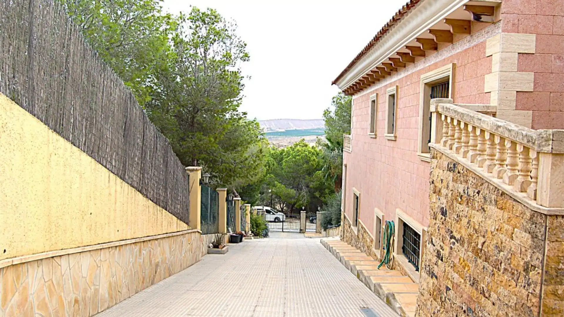 Chalet en  Urbanización la Pinada 37 - Foto 5