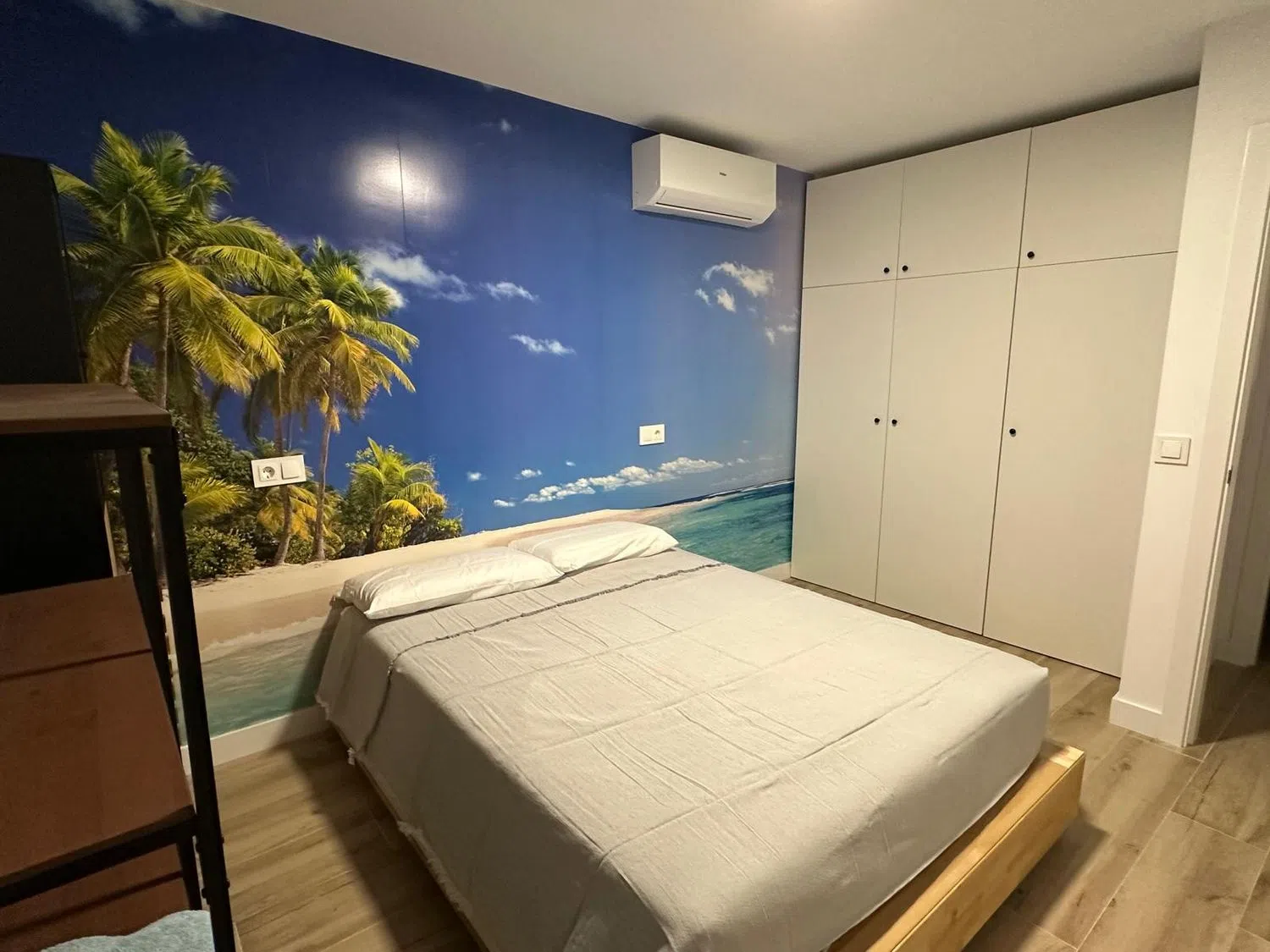 Estudio en calle de la Infanta Mercedes, 46 - Foto 3