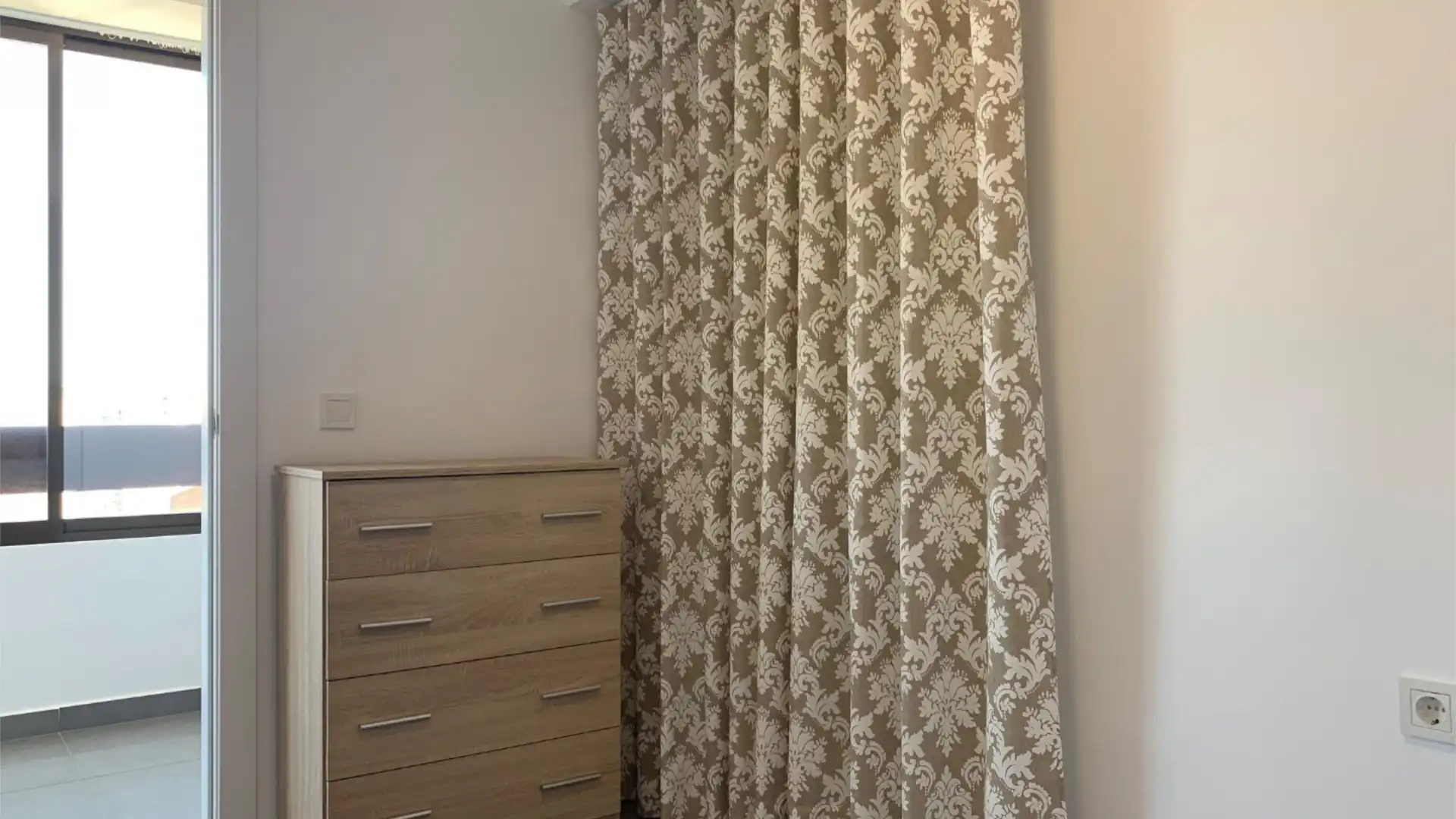 Piso en  Calle de Bruselas 9 - Foto 7