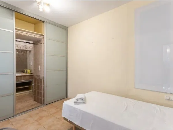 Piso en calle de Guillem Sorolla, 7 - Foto 4