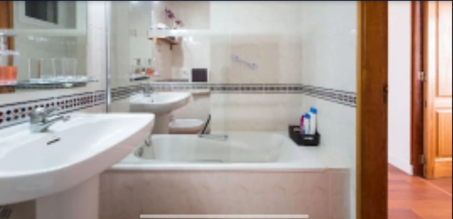 Piso en calle Teniente C Castillo Olivares, 21 - Foto 8