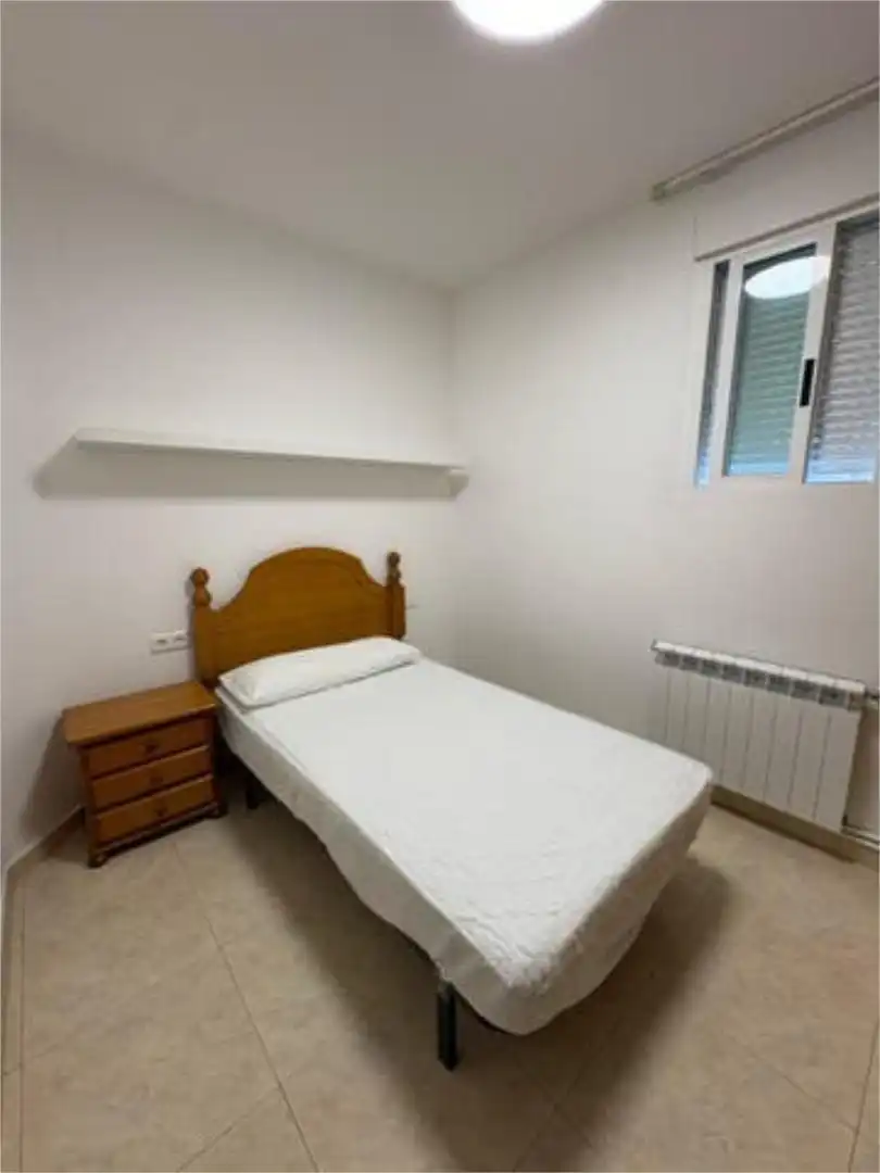 Apartamento en ALQUILO TEMPORADA ESCOLAR - Foto 3