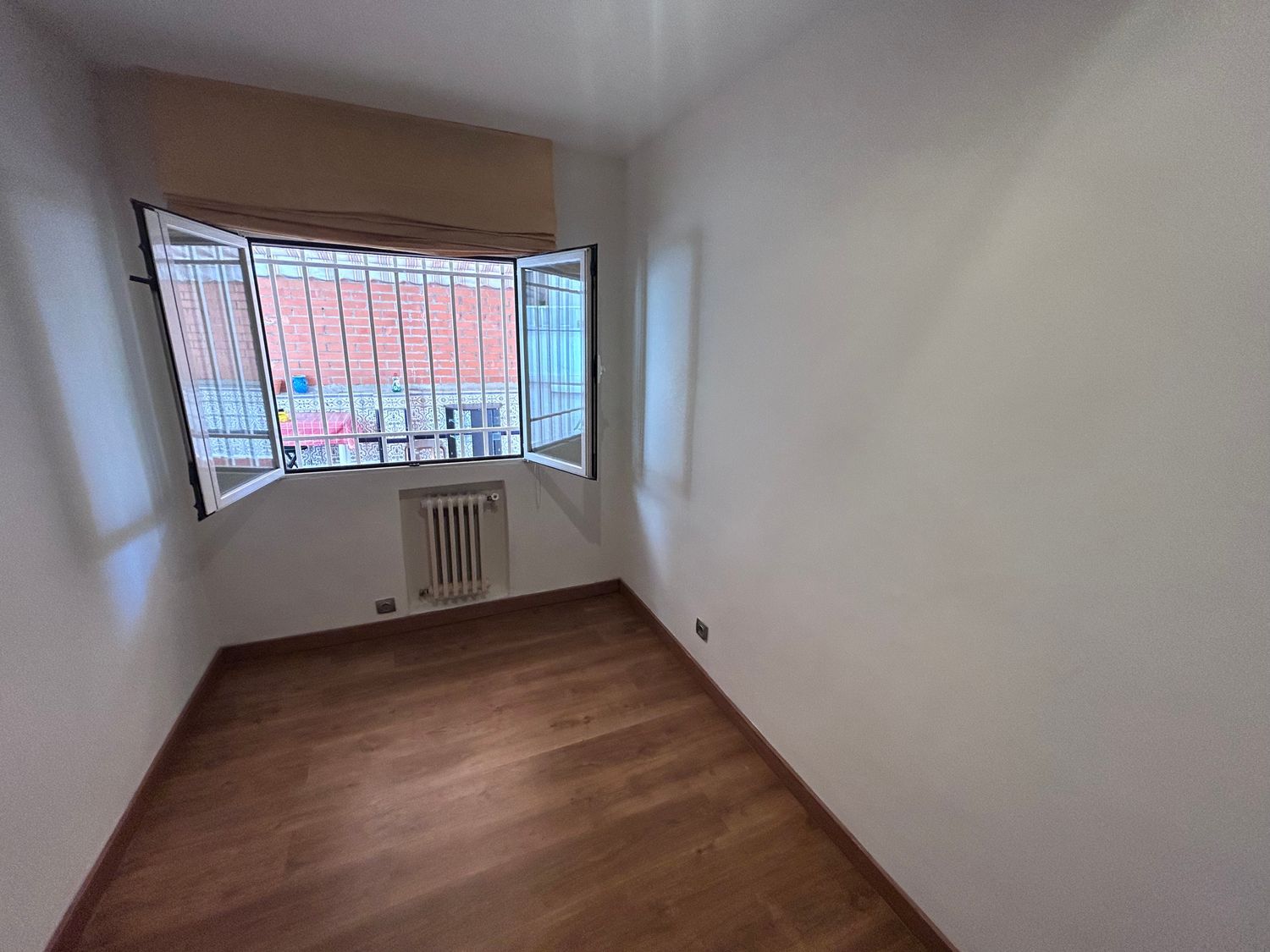 Piso en calle de Barcelona, 64 - Foto 1