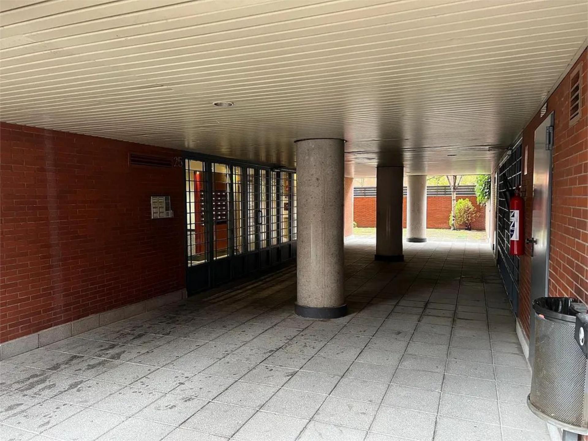 Piso en  Calle de Beasain 25 - Foto 2