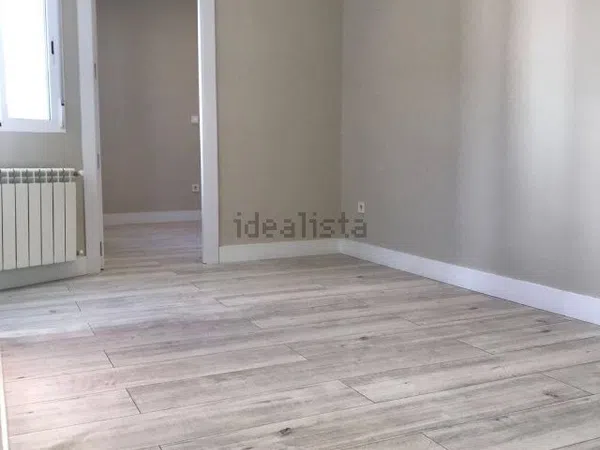 Piso en calle Porthos, 8