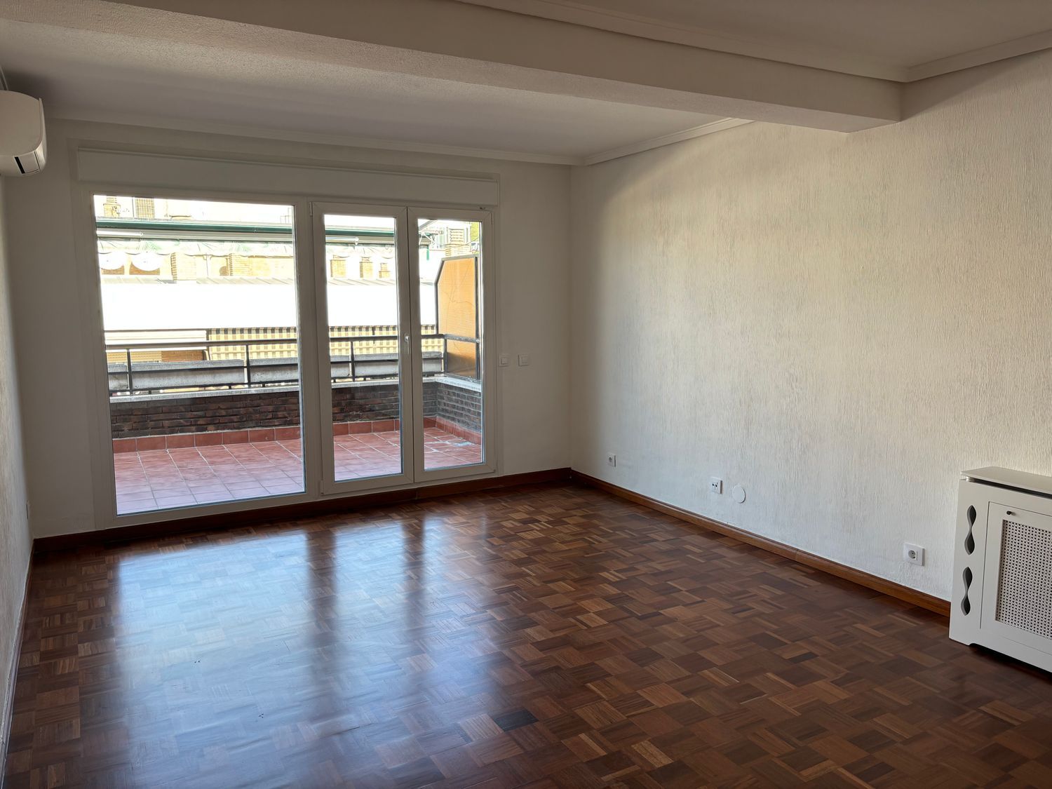 Piso en calle de Eduardo Benot, 2 - Foto 1