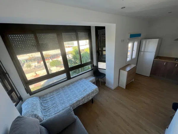 Estudio en Calle de la Concepció, 53 - Foto 4