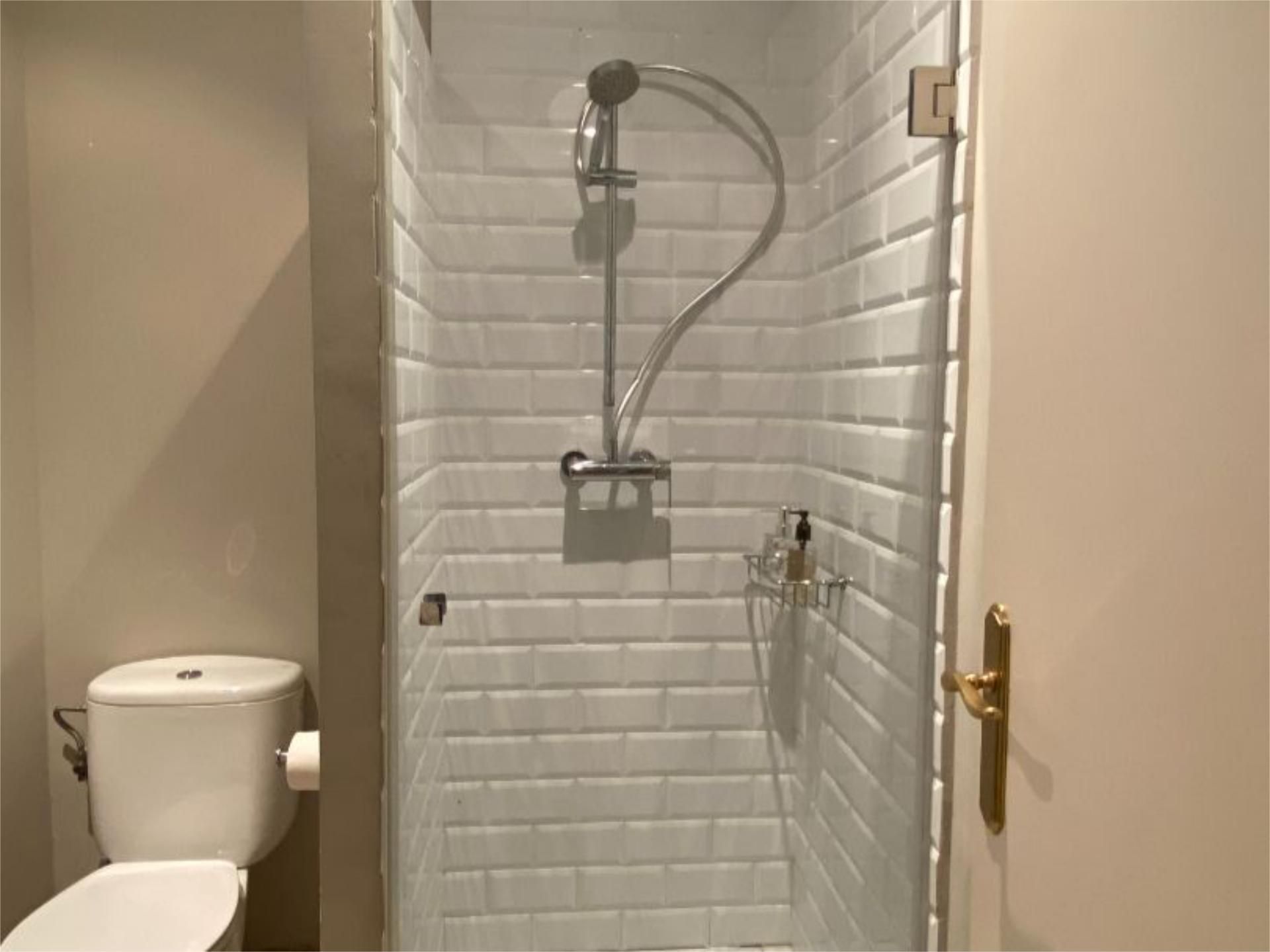 Piso en  Carrer del Pintor Roig i Soler 1 - Foto 27