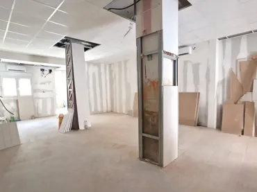 Local comercial en  Calle ECHEGARAY - Foto 1