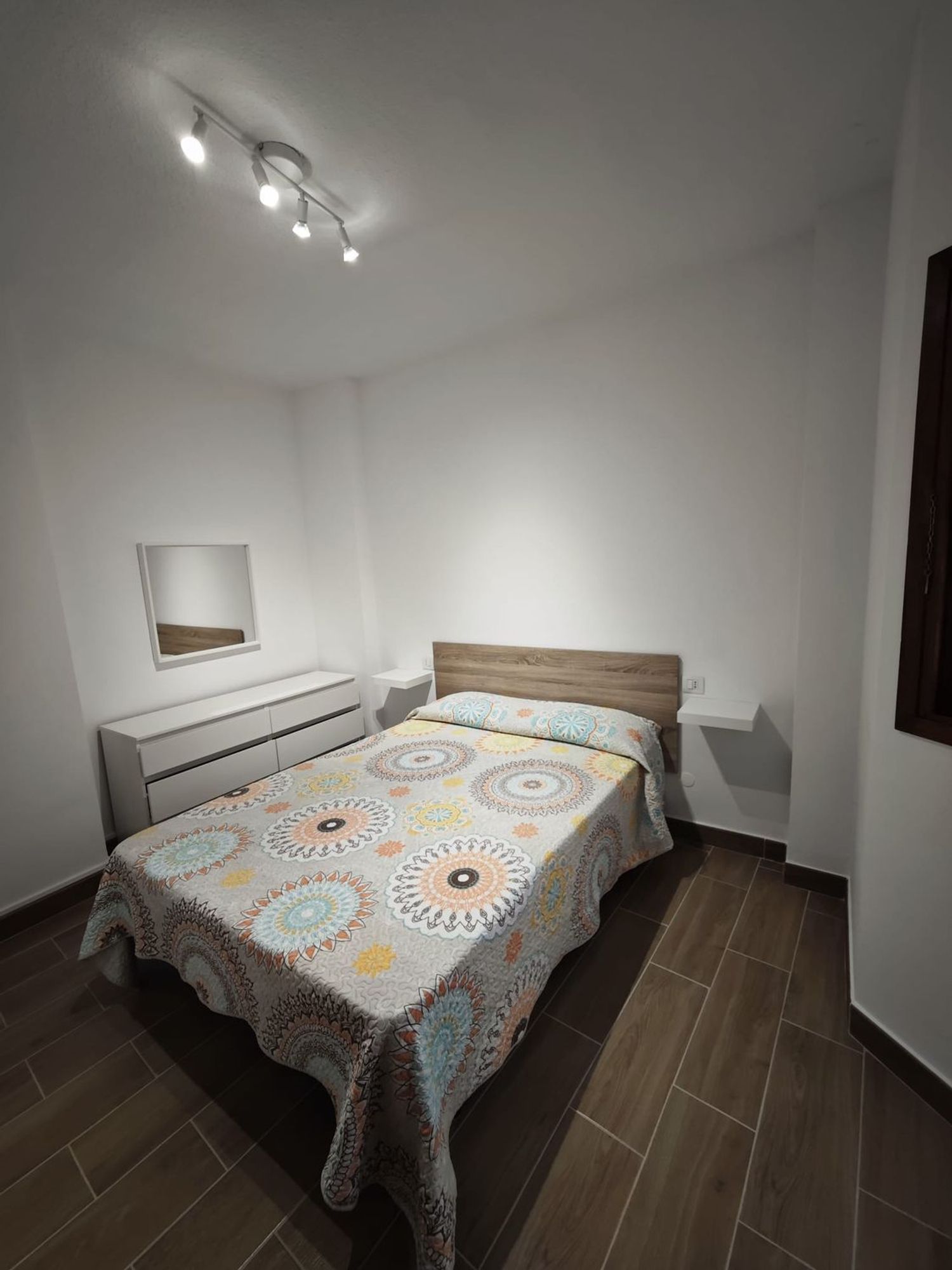 Piso en calle de Fernando Primo de Rivera, 67 - Foto 1