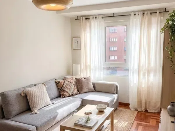 Piso en Avenida los Castillos, 20, Valderas - Los Castillos - Foto 1