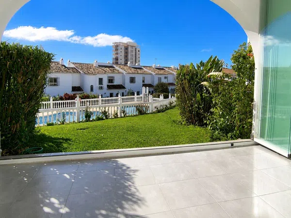 Chalet adosado en Avenida del Sol, 262, Riviera del Sol, Riviera del Sol - Foto 2