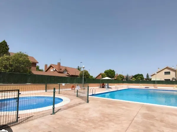 Piso en calle Ana Mariscal, 1