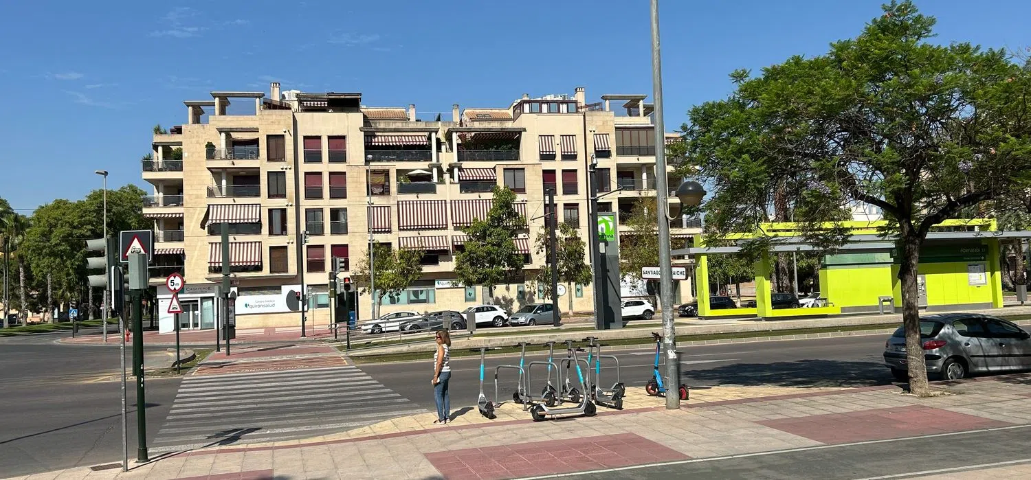 Piso en calle Abenarabi, 41 - Foto 1