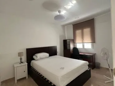 Piso en  Avenida de la Reina Mercedes 10P - Foto 1