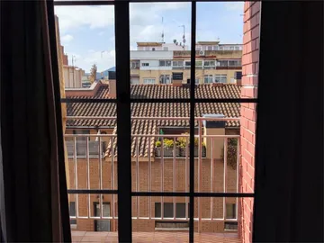 Piso en  Carrer de Víctor Balaguer 37 - Foto 4