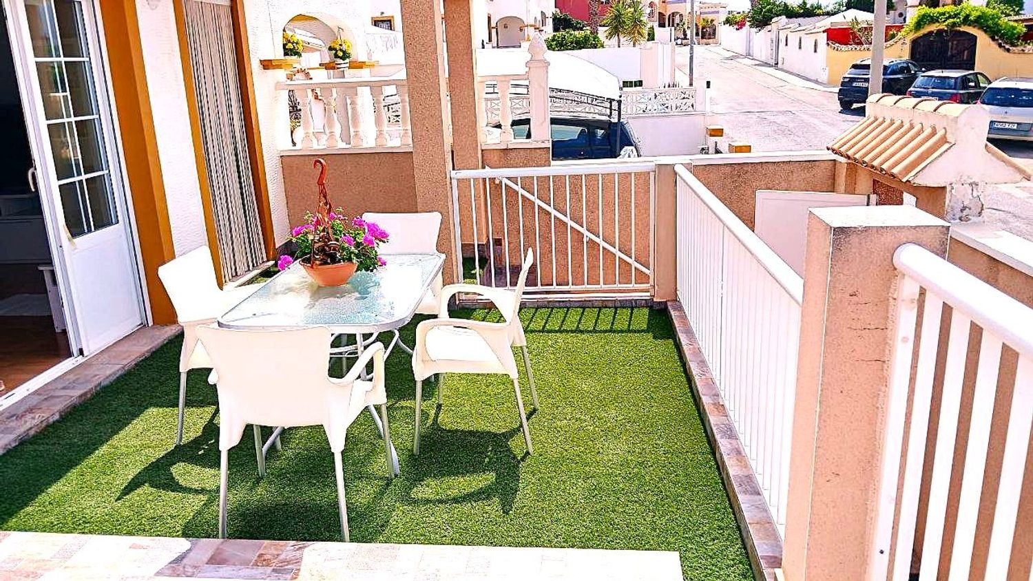 Chalet adosado en Calle Lagunas de Ruidera, 73 - Foto 3