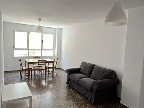 Piso en calle dels Plàtans, 7