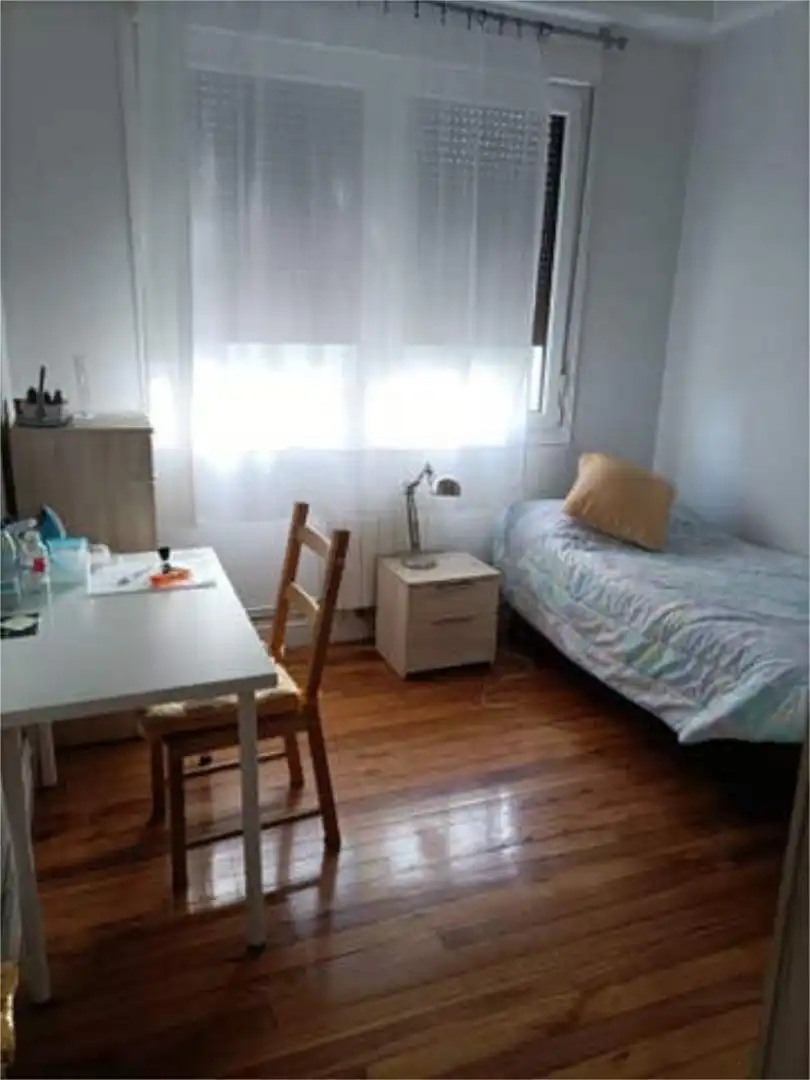 Piso en Abando - Foto 3