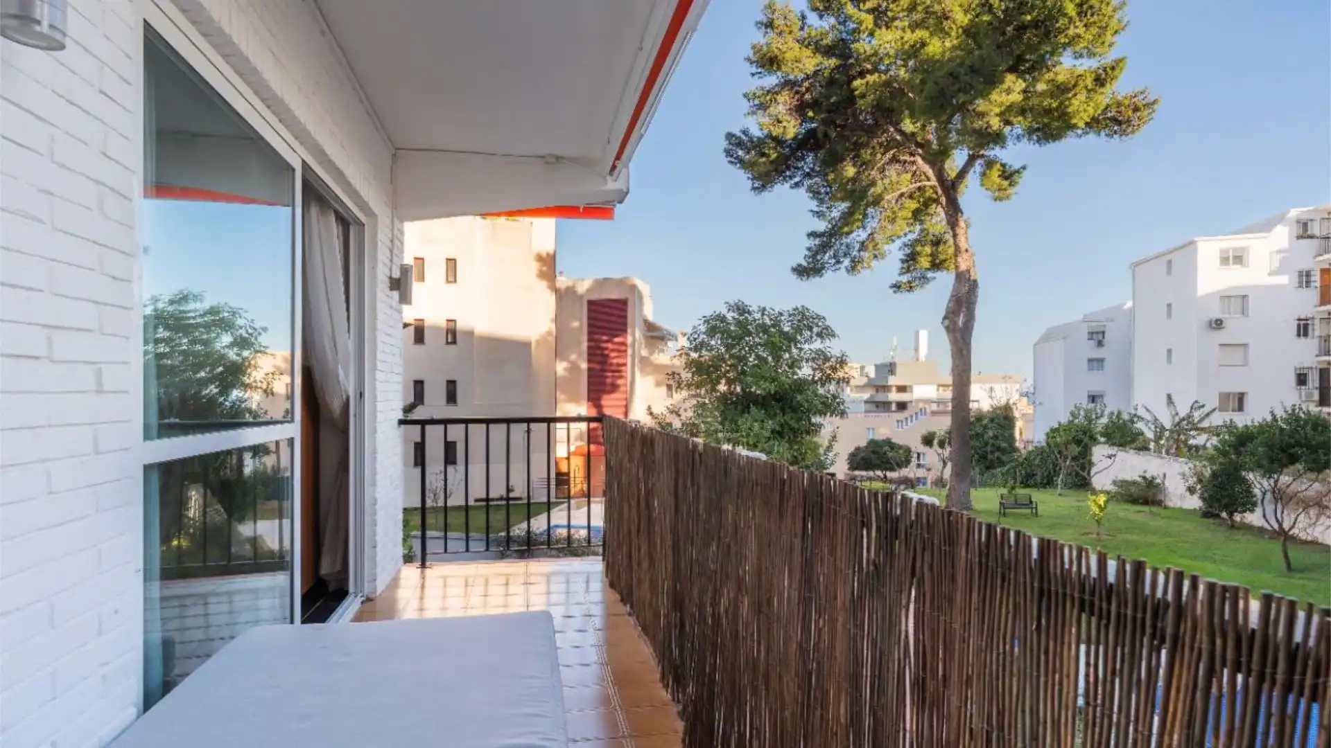 Piso en  Calle Escritor Adolfo Reyes 8 - Foto 3