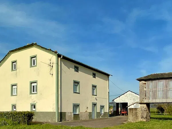 Casa de pueblo en Camino Paderne, 415 - Foto 1