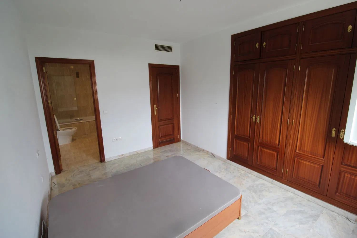 Piso en Barrio Noreña - Turruñuelos - Foto 18
