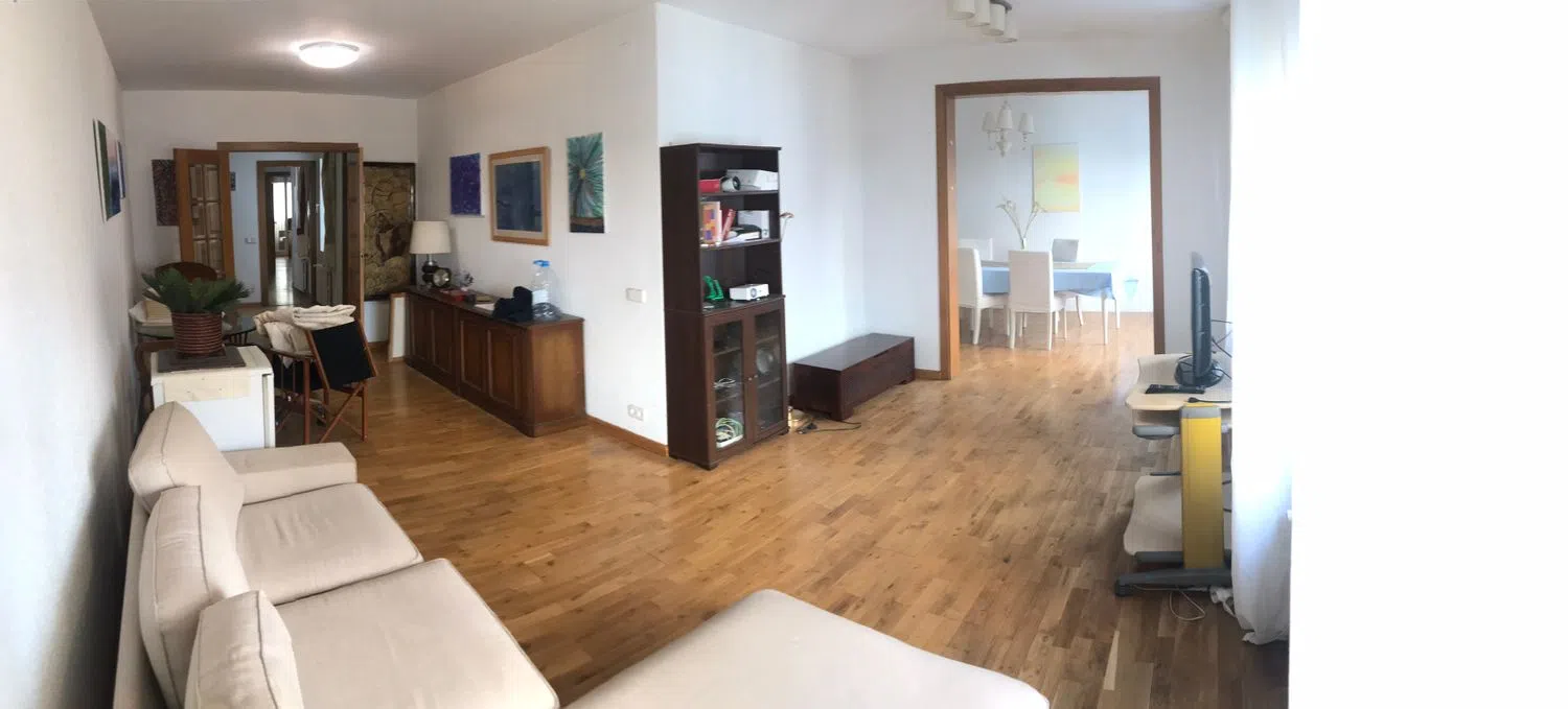 Piso en calle d'Amigó, 50 - Foto 1