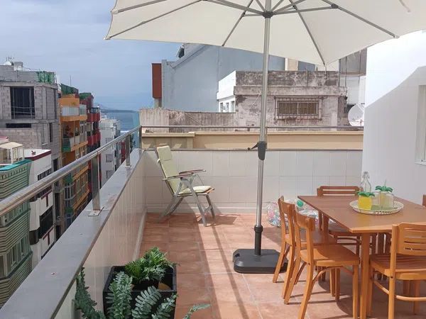 Ático en Padre Cueto, 16, Santa Catalina - Canteras - Foto 1