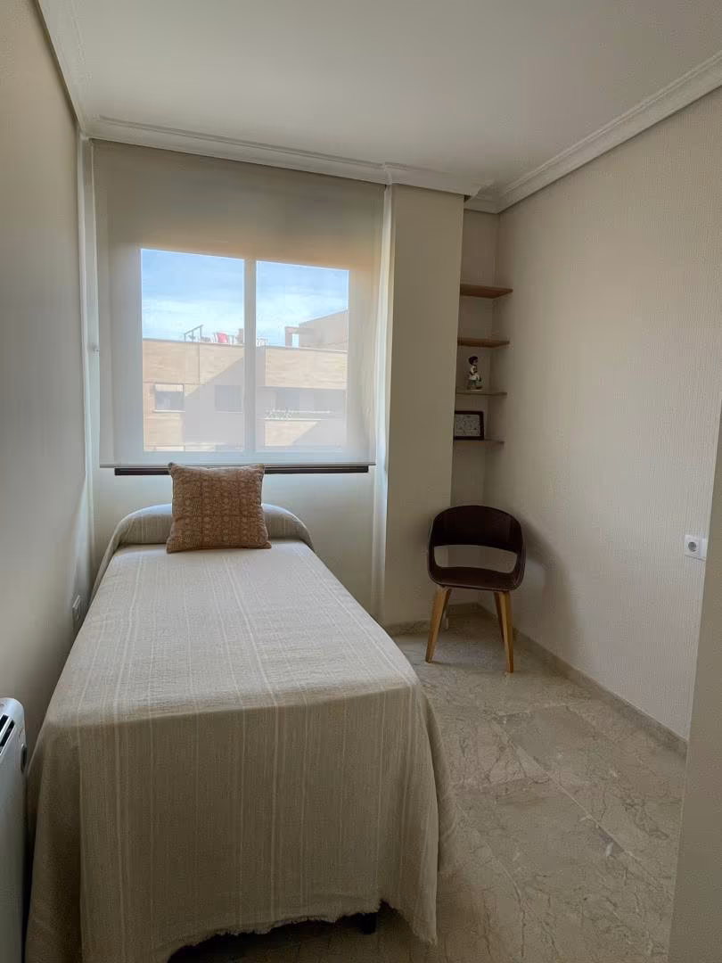 Piso en  Avenida Cañito Bazán Local - Foto 14