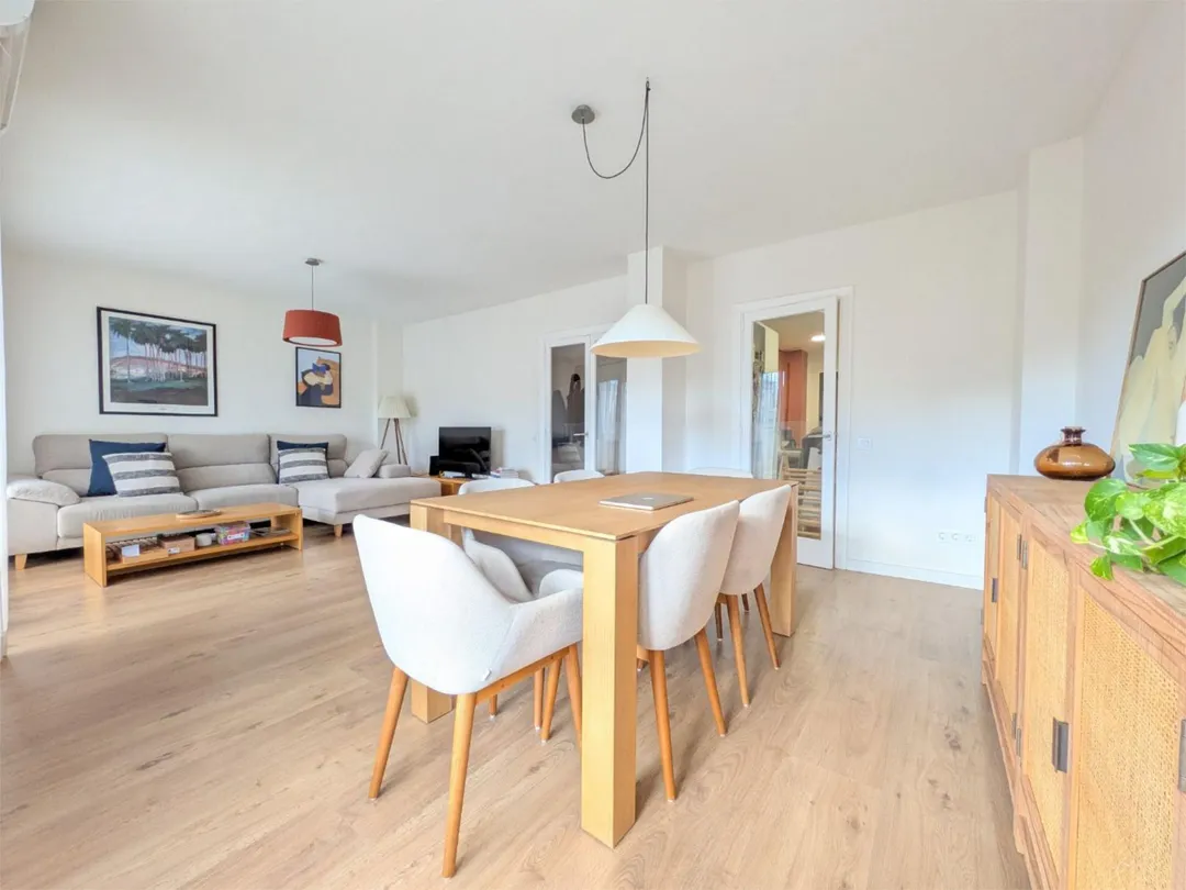 Piso en  Carrer Ciutat de Quilmes 10 - Foto 2