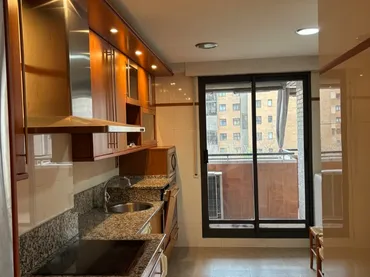 Piso en  Avenida de Juan Pablo II 28 - Foto 8