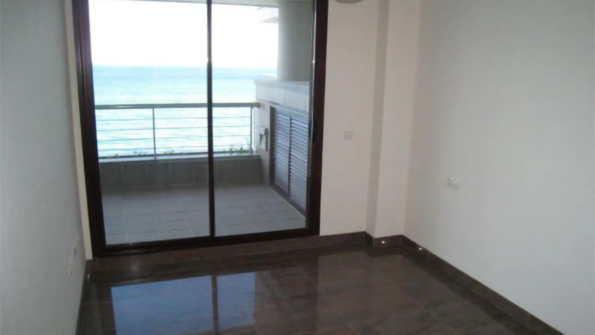 Piso en  Paseo Marítimo Rey de España 130 - Foto 8