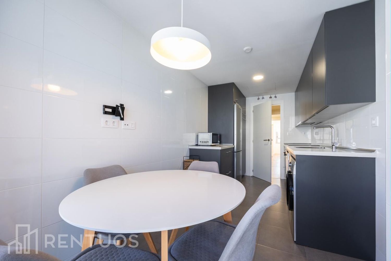 Piso en calle de José Escobar y Saliente - Foto 13