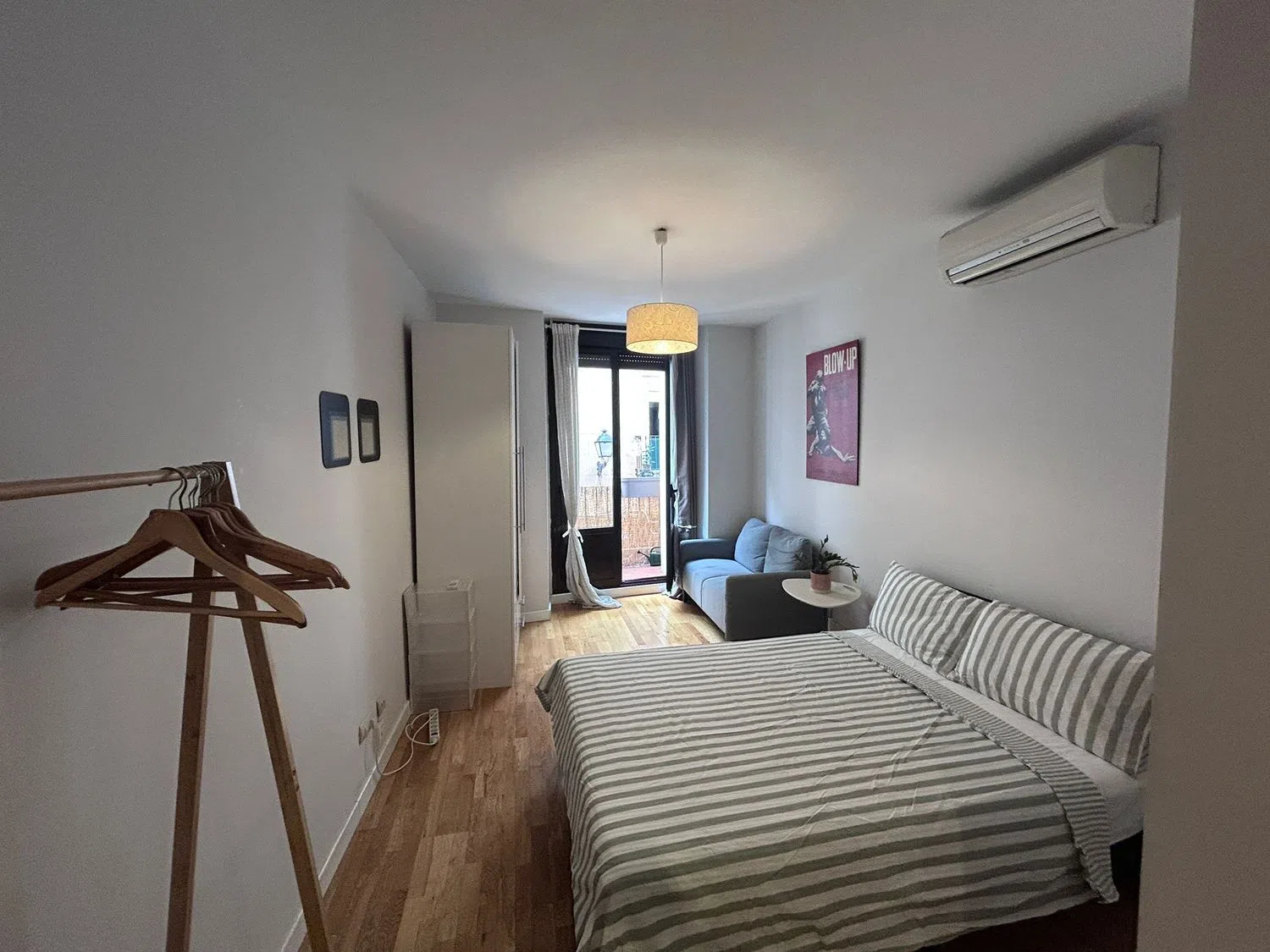 Estudio en calle de San Vicente Ferrer, 70 - Foto 2