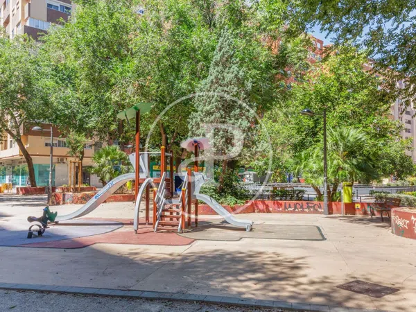 Piso en Plaza d'Hondures, Ciutat Jardí - Foto 31