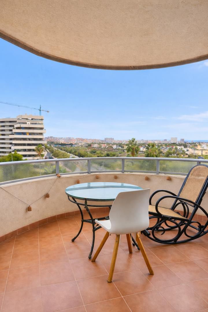 Piso en  Avinguda de les Nacions 40 - Foto 1