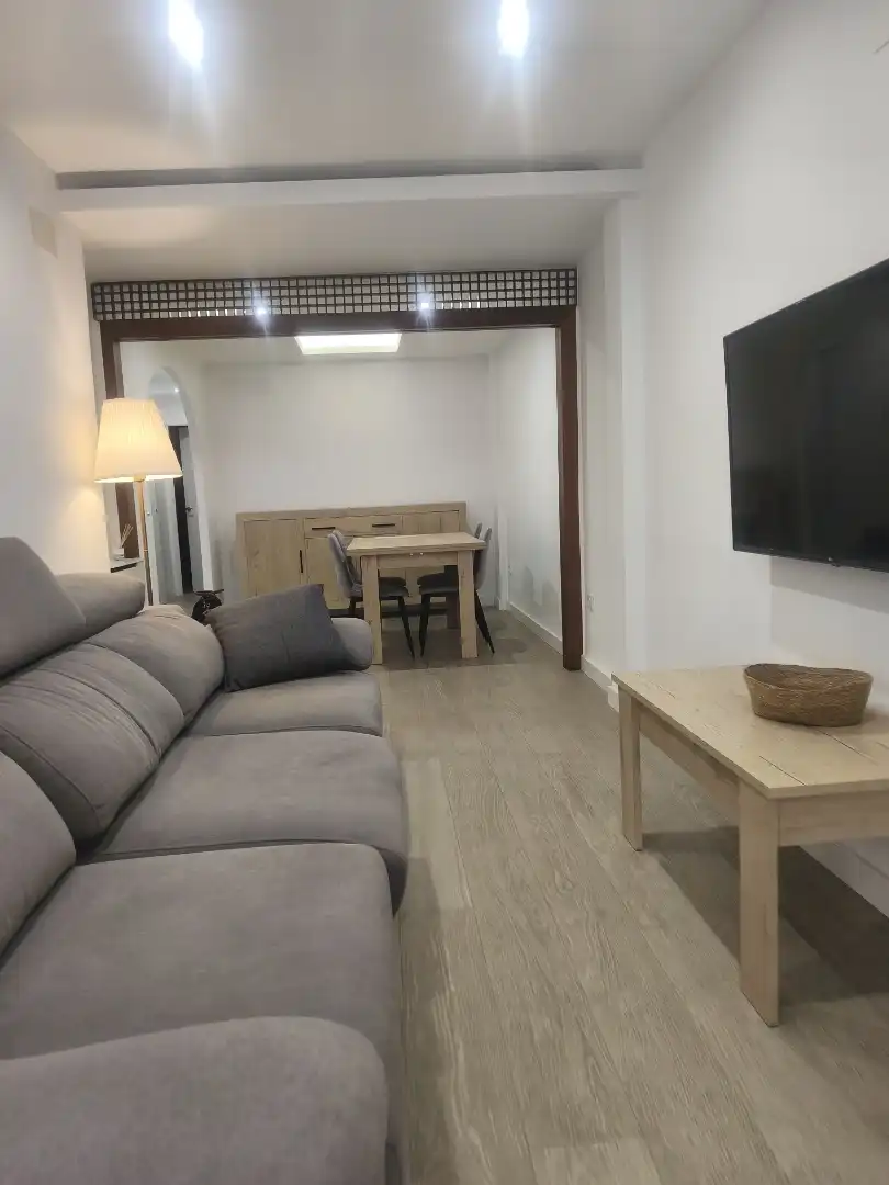 Piso en  Carrer Hermanos Gonzálvez Selva 81 - Foto 4