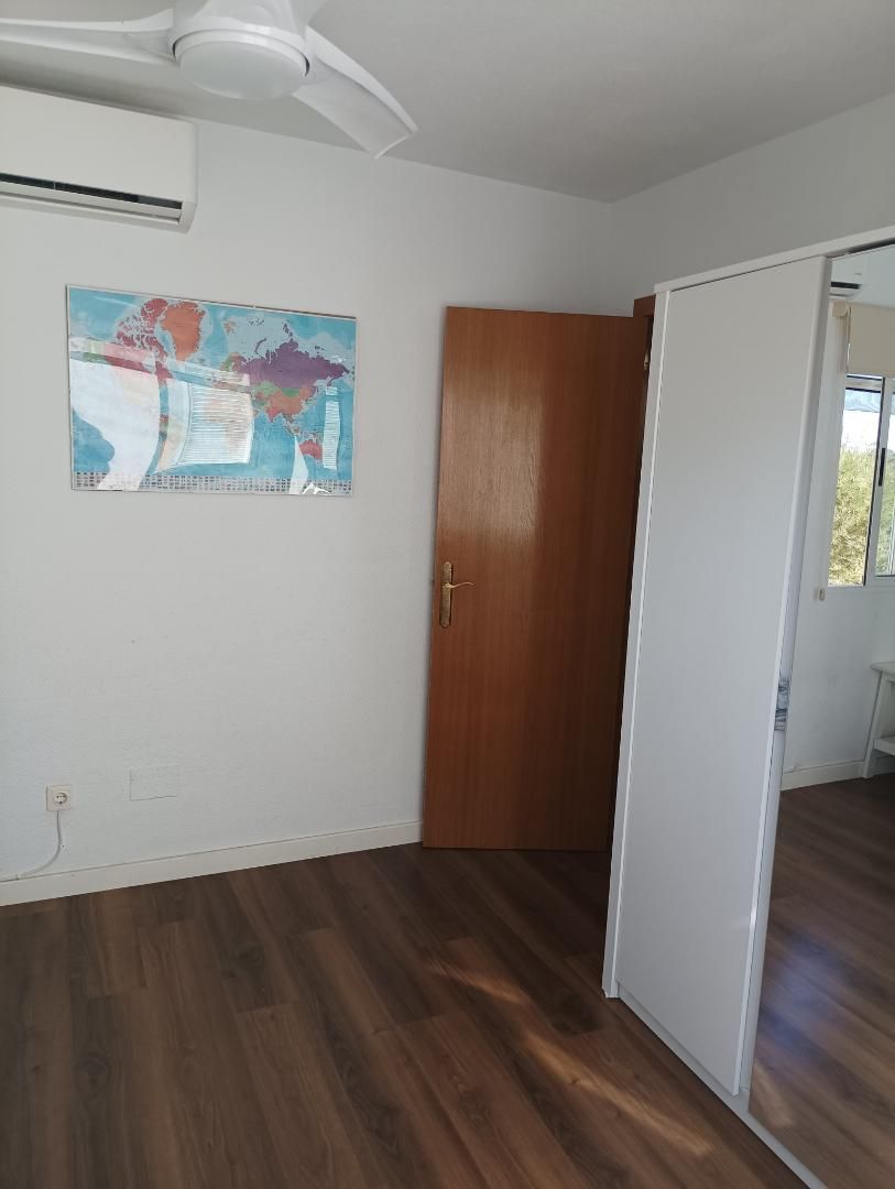 Casa adosada en  Calle Monte de Santa Pola 35 - Foto 9