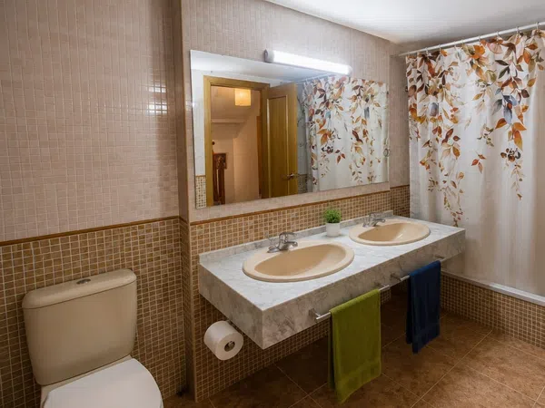 Chalet pareado en Avenida Juan Carlos I, 2, La Garena, La Garena - Foto 4