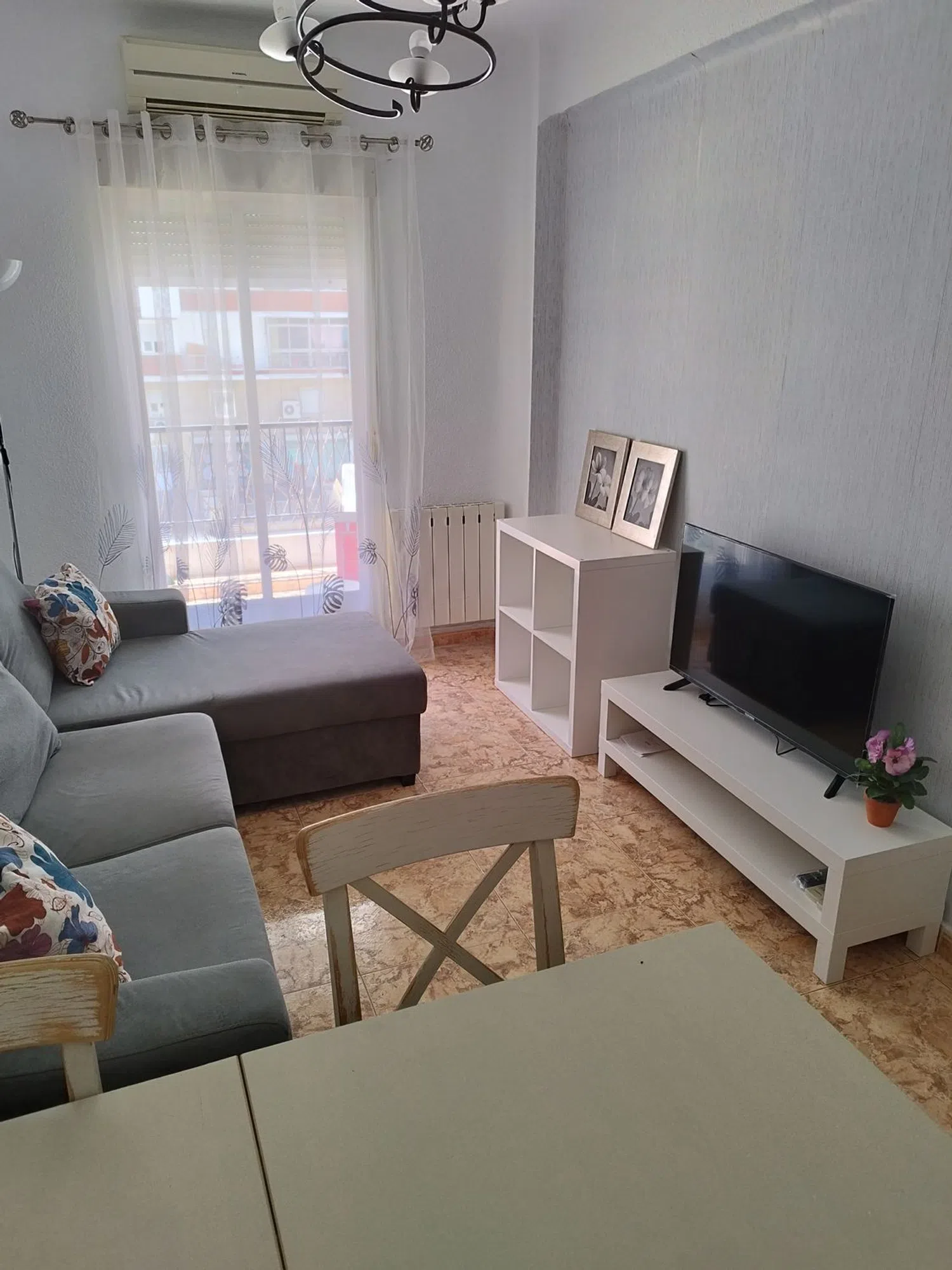 Piso en calle de la Virgen de Lourdes, 6 - Foto 1