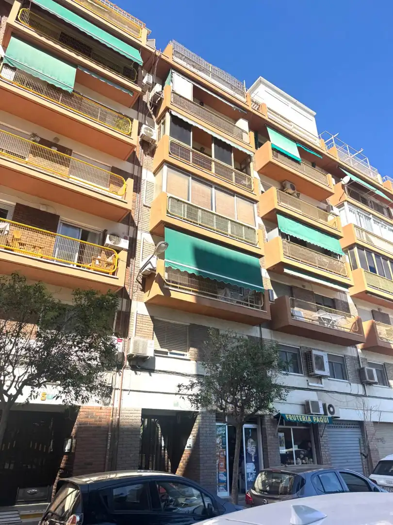 Piso en  Calle CIUDAD DE BARI 7 - Foto 7