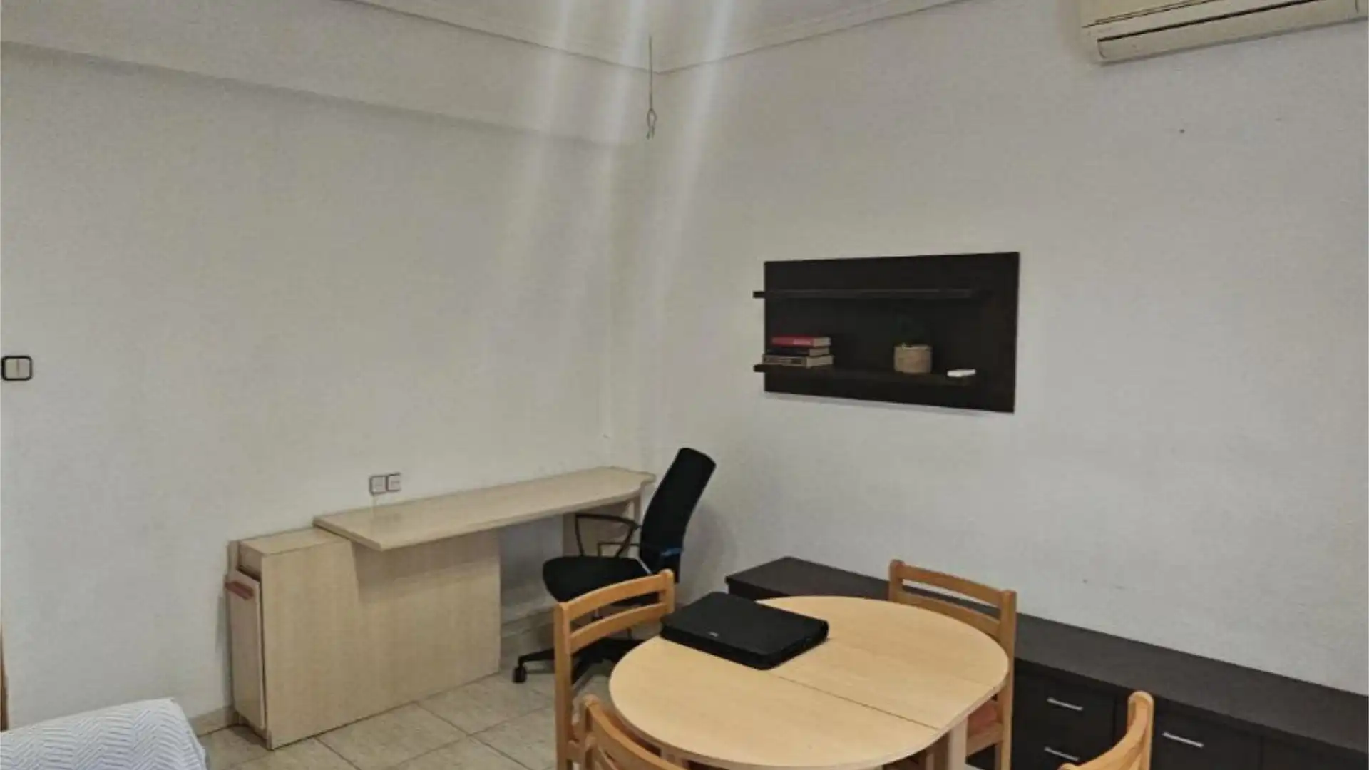 Piso en  Carrer de Cieza 6 - Foto 2