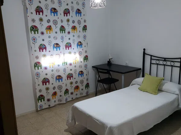 Piso en Plaza los Pinos, 8, Chapín - Campus Universitario - Navinco - Foto 4