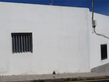 Casa adosada en  Calle el Llano 13 - Foto 2